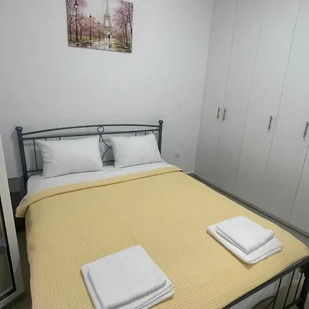 σπιτι στο κέντρο της αθήνας! Apartment *